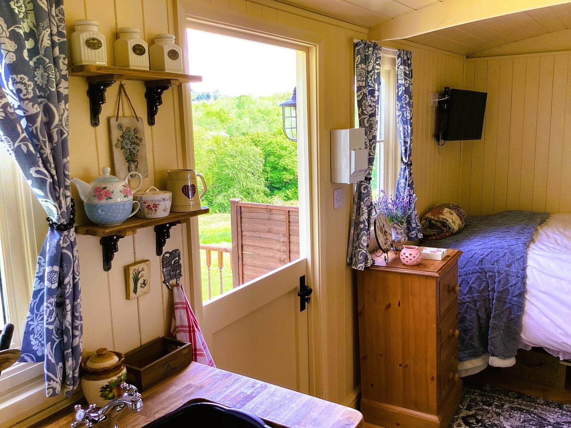 Hotel Lilly'S Pad à Bude Extérieur photo